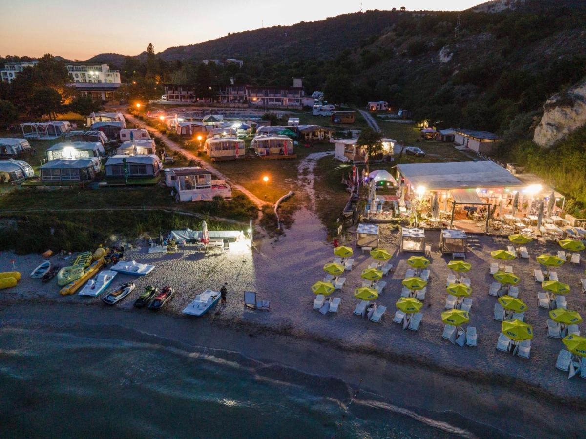 Camping Saint George Topola Bagian luar foto